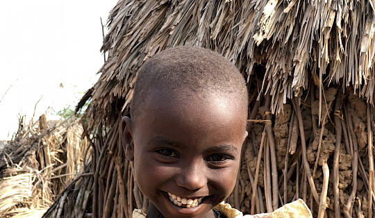 Many Kenyan rural communities still lack the infrastructure to support proper hygienic conditions, even in public spaces. By funding the construction of community canteen in the town of Lodwar, Inter-Cultur has been able to help reduce the spread of illnesses and improved the nutrition of hundreds of children.